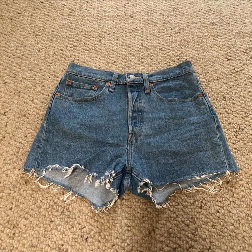 Levis wedgie fit high waisted shorts